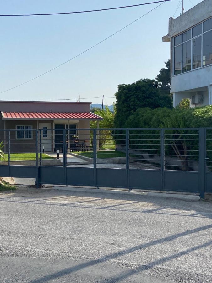 הוילה אורופוס M & F House מראה חיצוני תמונה