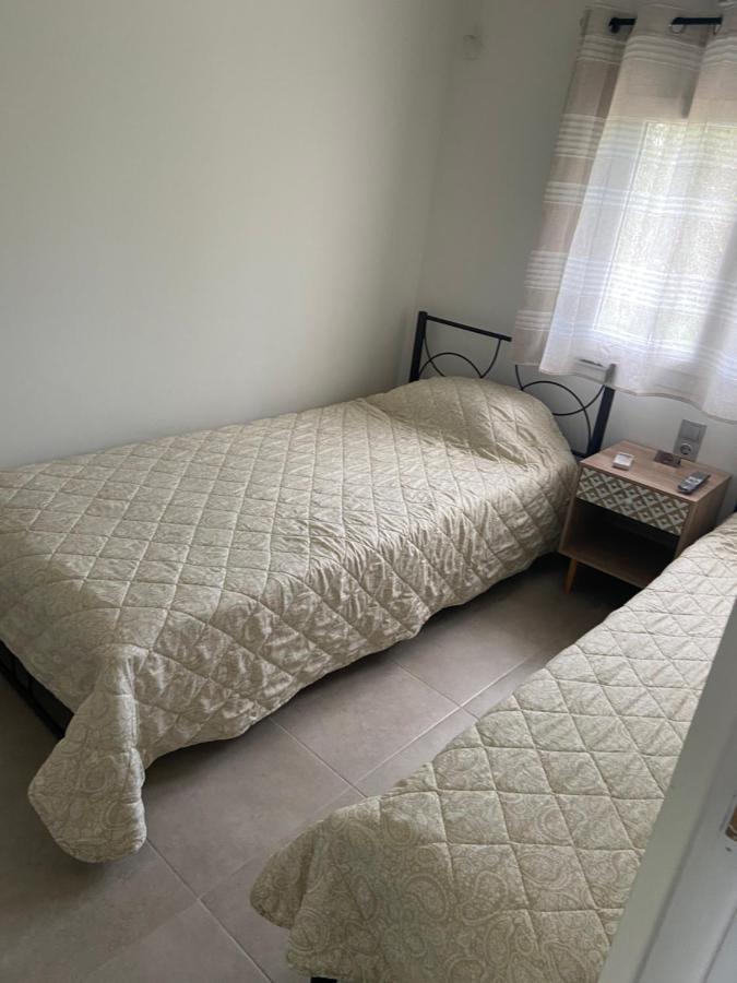 הוילה אורופוס M & F House מראה חיצוני תמונה